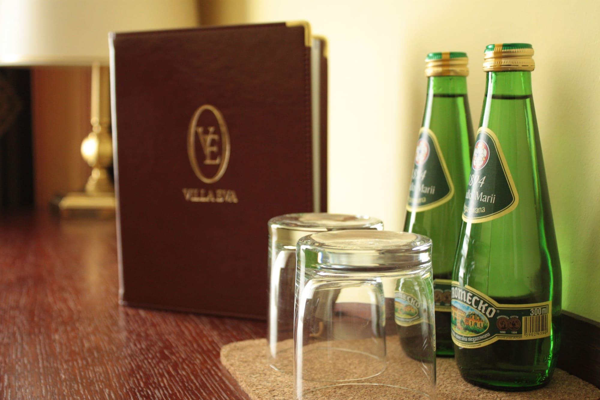 Hotel Villa Eva กดัญสก์ ภายนอก รูปภาพ